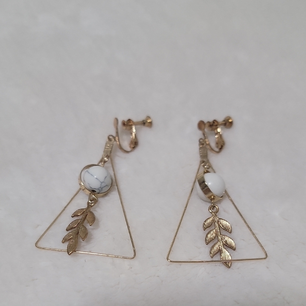 Unique Only One Elegant Gold and White Sphere & Leaf Design Triangle Earrings
